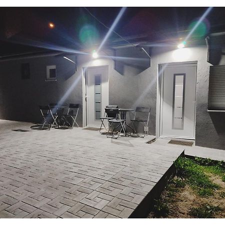 Apartmani Domo Sd Smederevo Ngoại thất bức ảnh