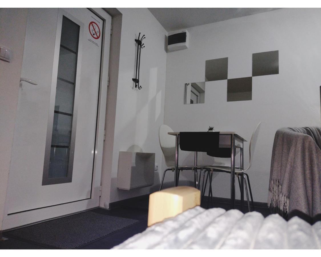 Apartmani Domo Sd Smederevo Ngoại thất bức ảnh