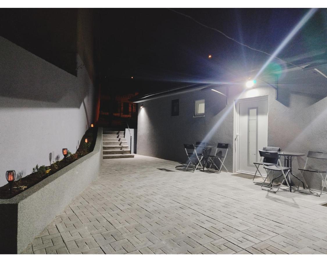 Apartmani Domo Sd Smederevo Ngoại thất bức ảnh